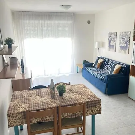 Sea View Apartment In Caorle Exterior photo