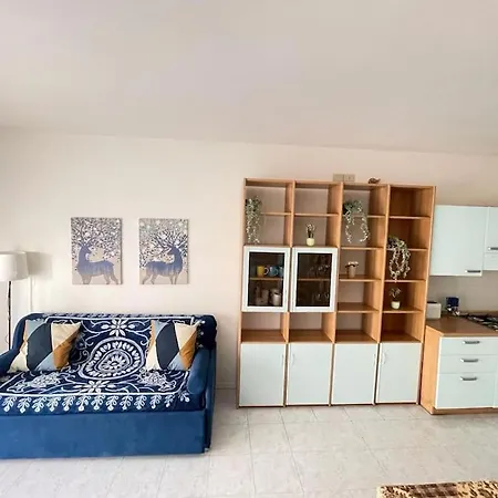 Sea View Apartment In Caorle Exterior photo
